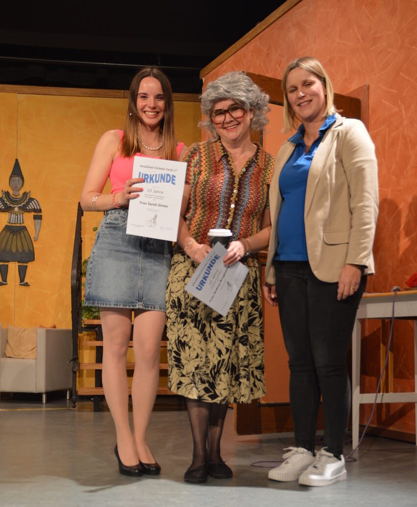 Langjährige Theatermitglieder geehrt